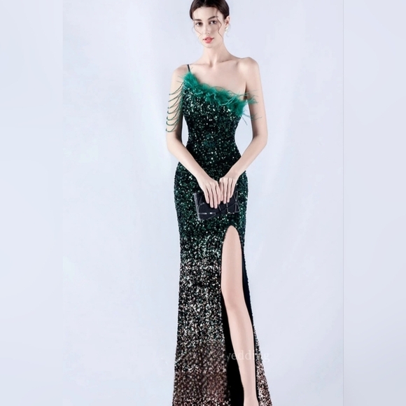 Green and Gold Sequin Gown with High Slit - Picture 6 of 16